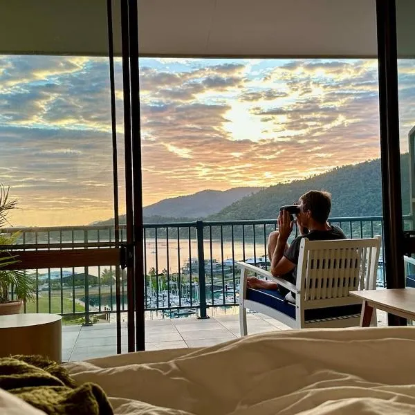 Island Views, hotel i Airlie Beach
