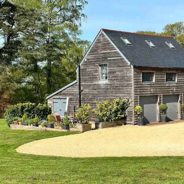 The Coach House, hotel in Shootend