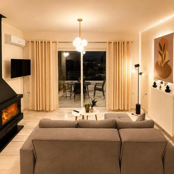 Elenas sweet home - Penthouse with Large Balcony, hotel Pírgoszban