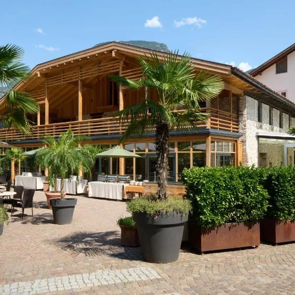 Hotel Teutschhaus, hotel en Cortina Sulla Strada Del Vino