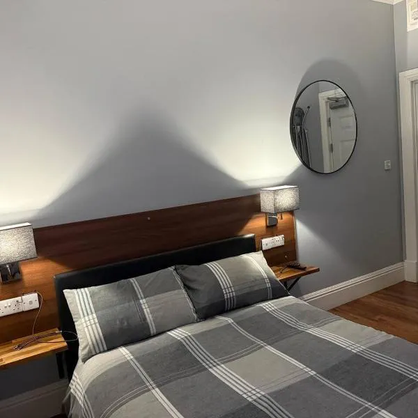 Laurieston Inn, hotel Falkirkben