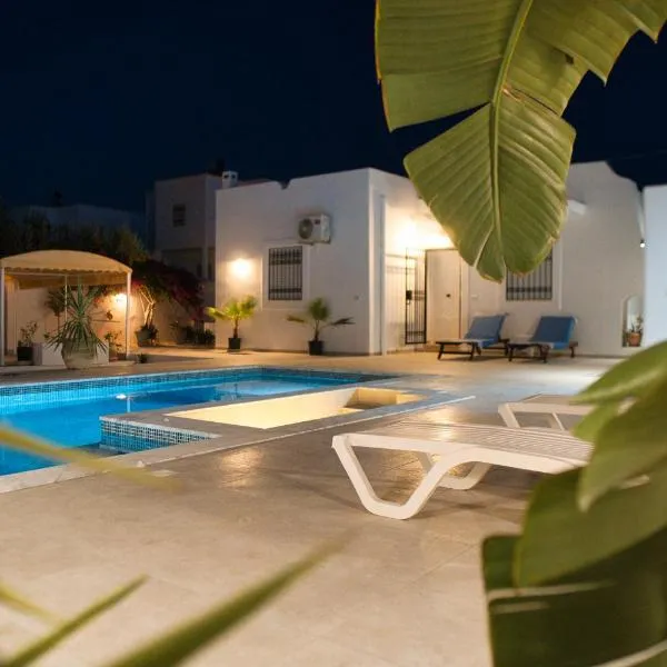 Villa Bianca - Détente avec Piscine & Jacuzzi et Plage à 10 min, hotel i Fafou
