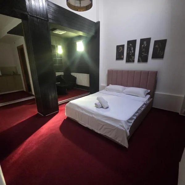 Golden Karma, hotel di Bukares