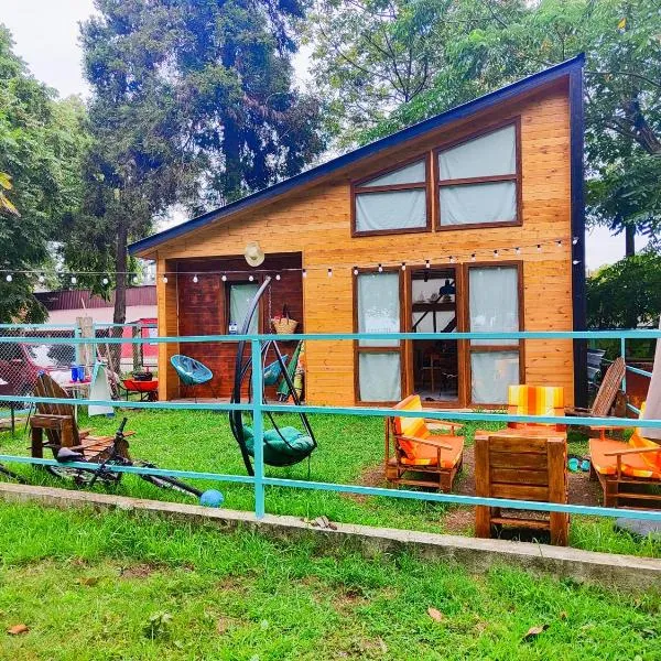 Viesnīca Park & Beach House in Ureki Magnetiti, Sleeps 6 pilsētā Ureki