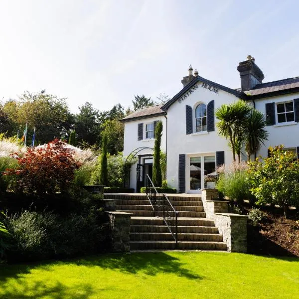 The Station House Hotel, hotel en Kilmessan