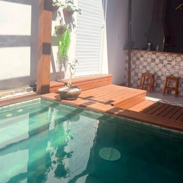 Casa Beija Flor - 03 quartos com suíte, jacuzzi e área de churrasco, luxo totalmente privativa - Foto 2