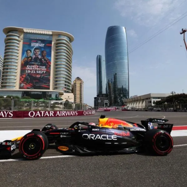 Empire Hotel Baku F1 view, отель в Баку