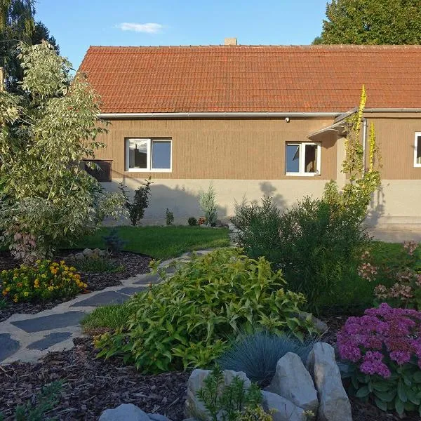 Chalupa Kdovíkde, hotel en Budyně nad Ohří