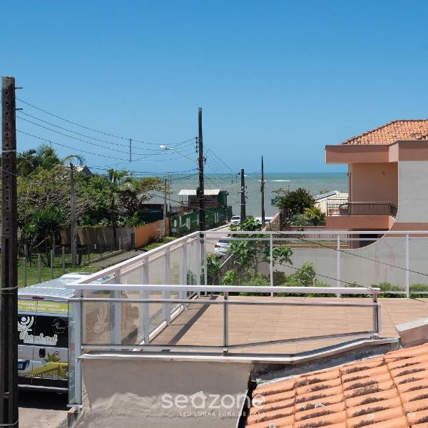 Casa c/ suíte e churrasq. a 110m do mar ONI0001
