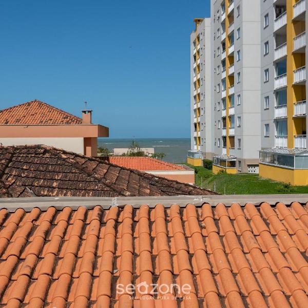 Casa c/ área de churrasco a 110m da Praia ONI0003