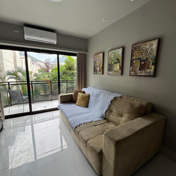 Leblon Flat Decorado de 2 Quartos, 2 Banheiros, Arrumação Diária, Garagem, Sauna, Mini Mercado, Recepção 24 horas e Academia com Vista do Mar - Foto 2