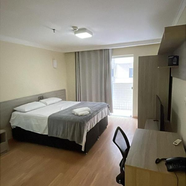 Bay Park Flat P 211 · Flat Mobiliado Beira Lago