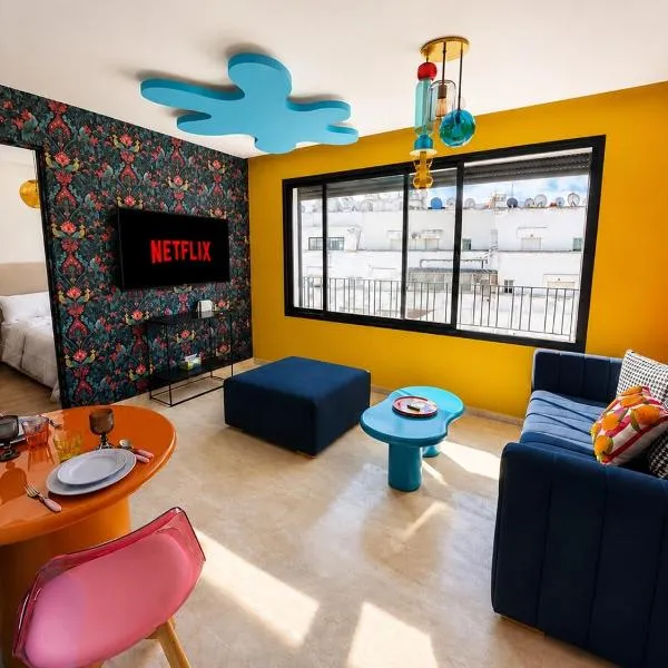 Unique Chic Design - Central Casablanca - Open View, hótel í Casablanca
