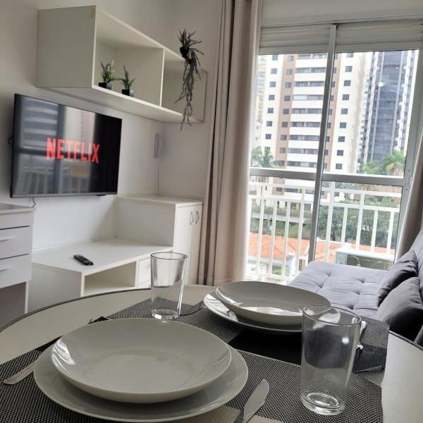 704 Ap Completo em Pinheiros | C/ Ar Cond