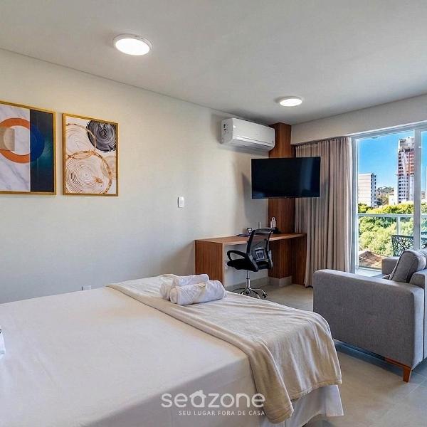 Studio c/ Varanda em Cond. c/ Piscina MSU0302