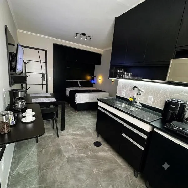 Recreio - Studio Praiano a 5 min de Carro da Praia com Vaga, hotell Rio de Janeiros