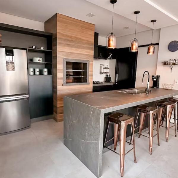 Casa completa com piscina e hidromassagem - Foto 4