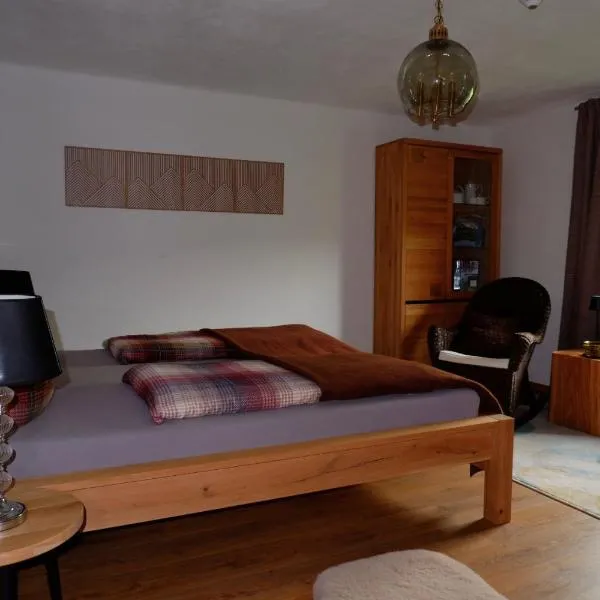 APARTMENT HOMEOFFICE WORKATION im Bayerischen Wald, hotel en Bayerisch Eisenstein