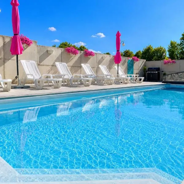 Apartamenty AQUA MAZURY、エウクのホテル