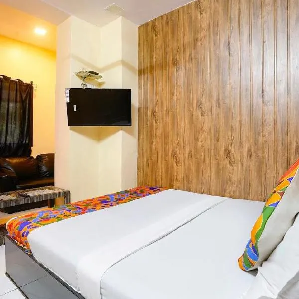 Colaba janta inn, hotel em Mumbai