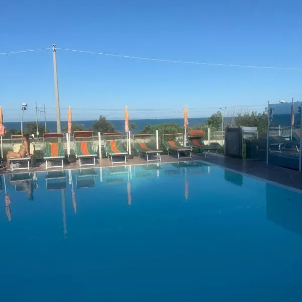 Dea Cupra Village, hotel sa Cupra Marittima