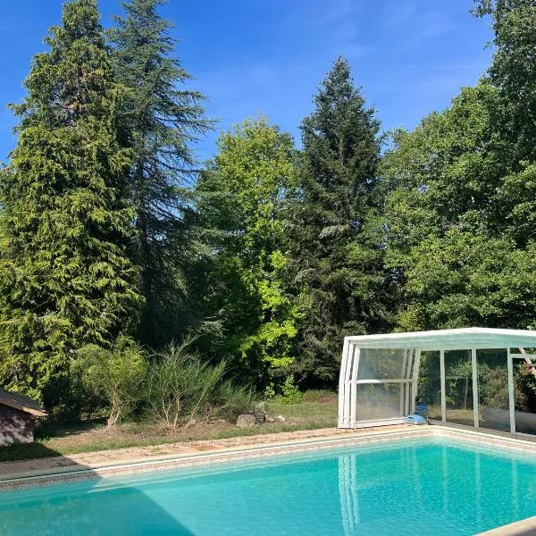 le Refuge de Pia, hotel a Piégut-Pluviers