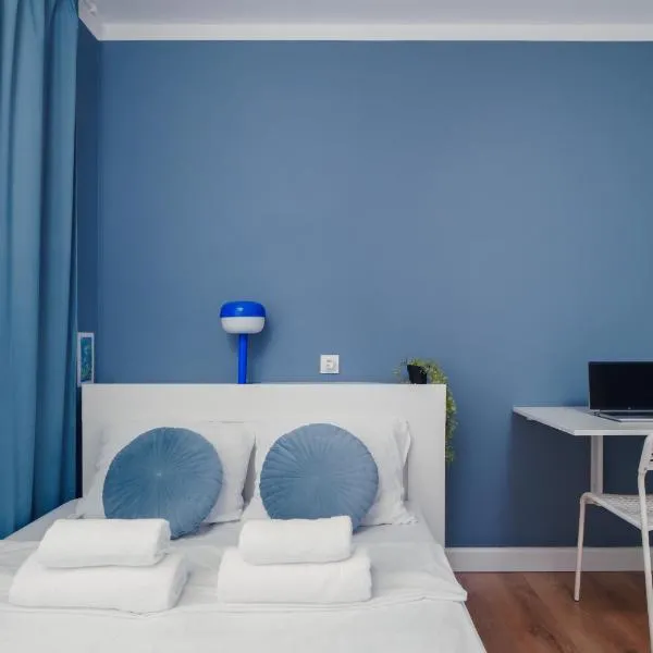 वारसॉ में, होटल Cozy 2rm Apartment with 2xWorkspace