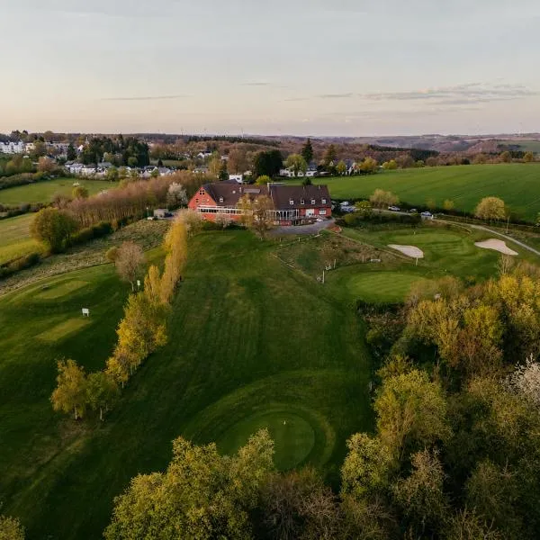 Béni golf club Clervaux hôtel & Restaurant，Eselborn的飯店