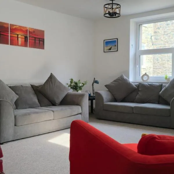 Marine Cottage, family & pet friendly, relaxing & spacious, where the sun, sea and sand meets walks and adventure in Barmouth, hotell sihtkohas Barmouth