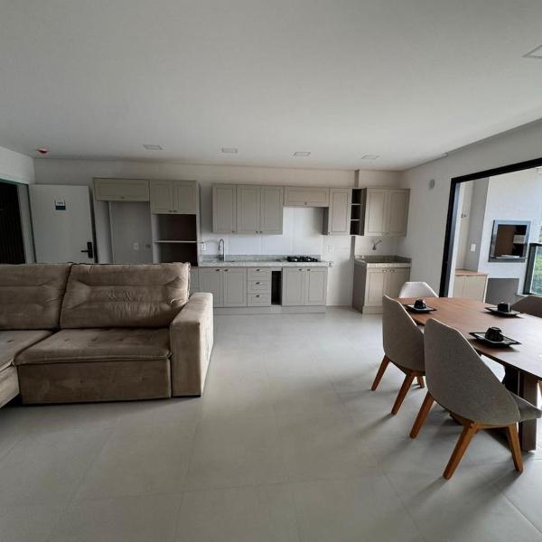 Apartamento Novo mobiliado Home Club Praia Brava