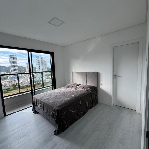 Apartamento Novo mobiliado Home Club Praia Brava - Foto 2