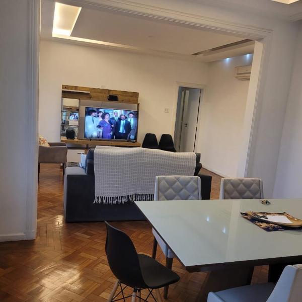 Spacious Copacabana Apartment - Steps from the Beach & Cristo View - Foto 3