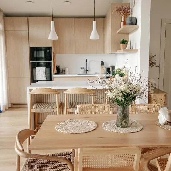 Nordic Zen Beach House, hotel di Skulte