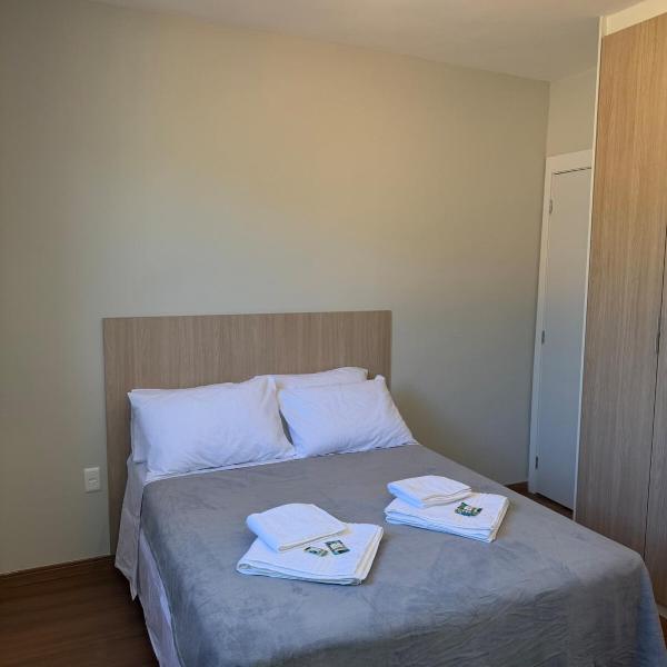 Apartamento confortável em Extrema-MG, com 2 garagens para até 5 pessoas - Foto 4