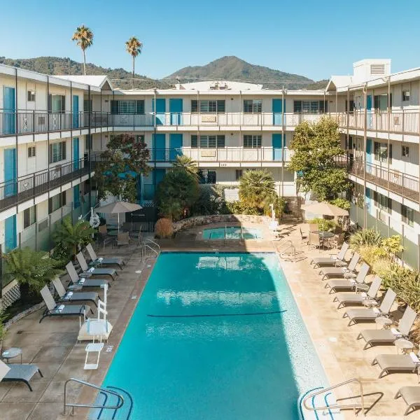 Marin Suites Hotel, hotel sa Corte Madera