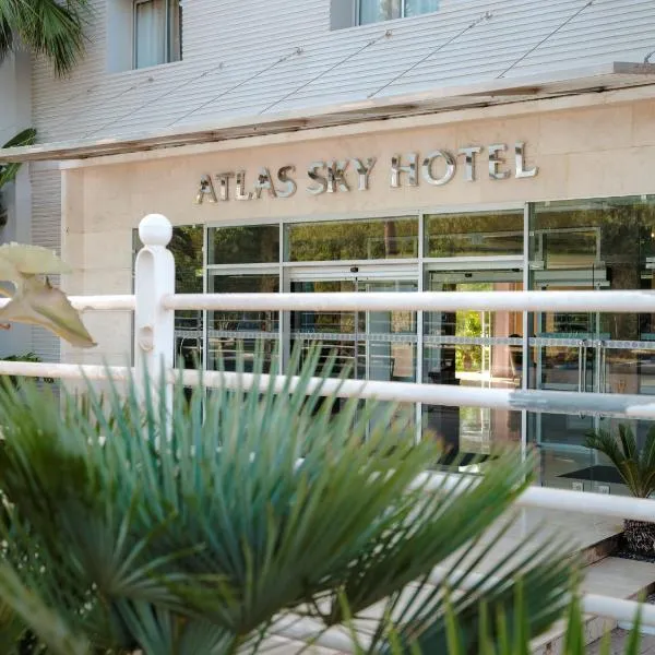 Sky Casa Airport – hotel w mieście Nouaseur