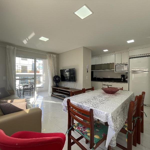 Maria Eduarda 202 - Apartamento amplo com 3 quartos a apenas 3 minutos da praia - Foto 4