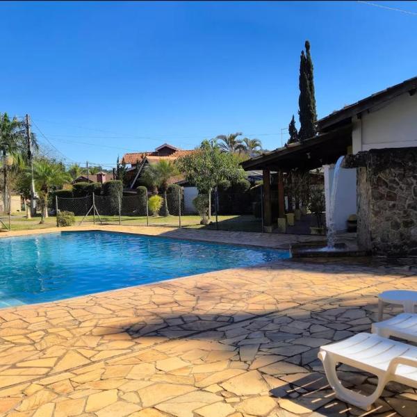 Chalé Alma 118 - Chalé em Atibaia com área de lazer, 3 piscinas, quadras, lagos e trilha - Foto 4