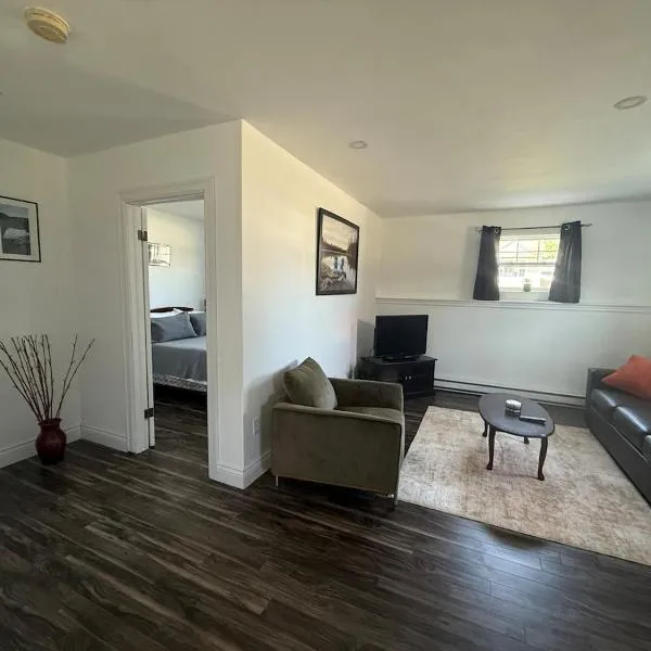 This Lil Apartment, hotelli kohteessa Deer Lake