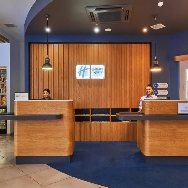 Holiday Inn Express - Malta by IHG, хотел в Сейнт Джулианс