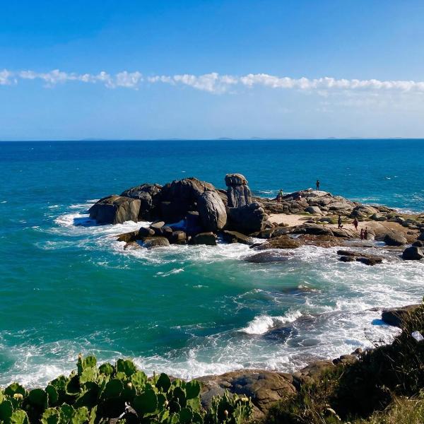Apto com Churrasqueira perto da Praia do Trevo