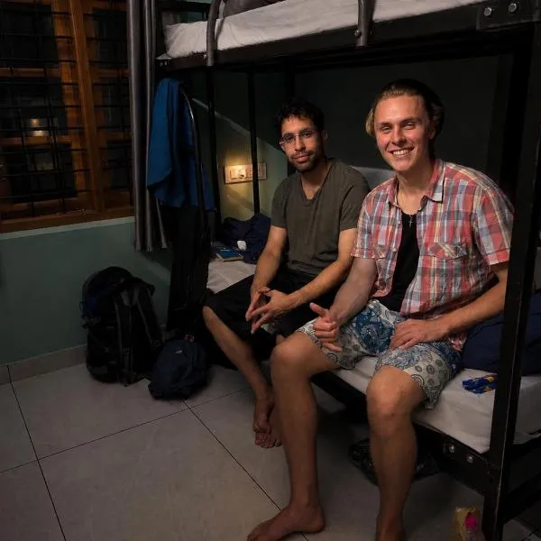 Hues Hostel by Aish: Trivandrum şehrinde bir otel