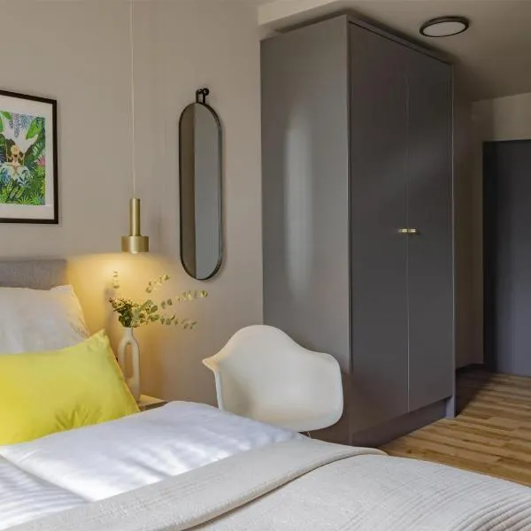 ipartment Leverkusen @HOME by Best Western، فندق في ليفركوزن