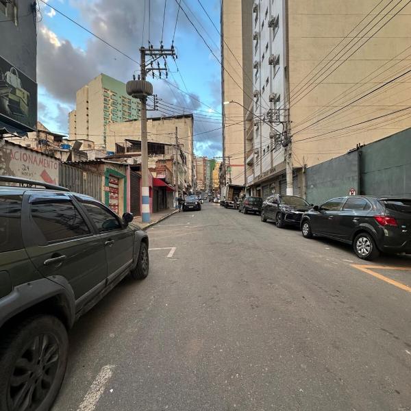 Nos pés da mãe - Foto 4