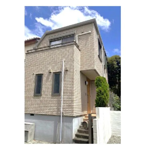 湘南で暮らすように泊まる一棟貸し U-house Shonan、藤沢市のホテル