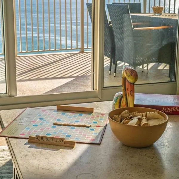 Beachfront 2BR Condo - Gulf Views - Panama City Beach, hotel em Panama City Beach