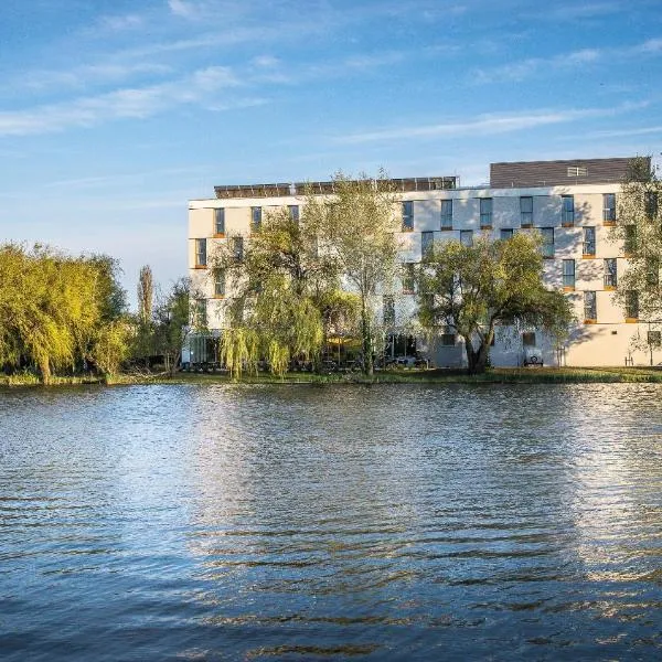 Best Western Plus Lakeside Hotel, hotel en Székesfehérvár