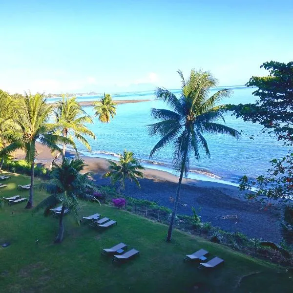 Matavai View - Premium Oceanfront Suite - piscine - vue mer, hotel en Arue