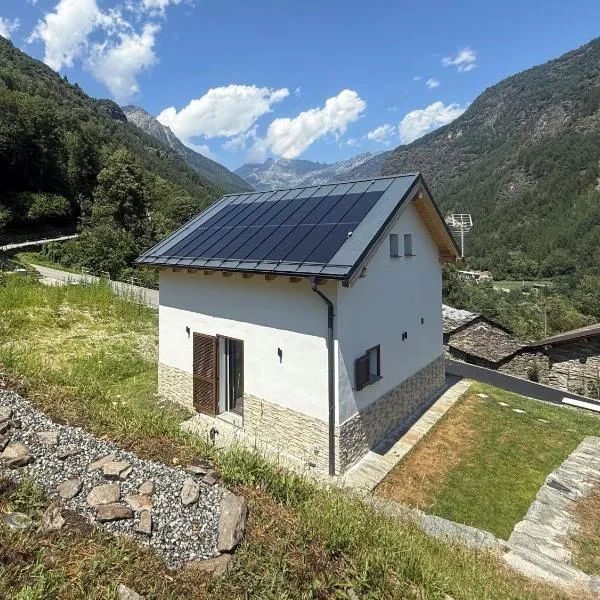 Baita Valmalenco - Casa con sauna panoramica, 5 minuti da Chiesa Valmalenco, hotel i Torre di Santa Maria