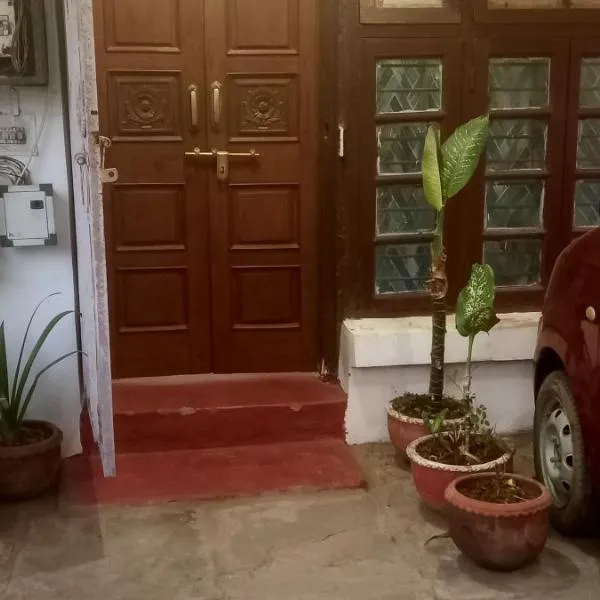 THUBE Saheb B&B, hotel en Jabalpur